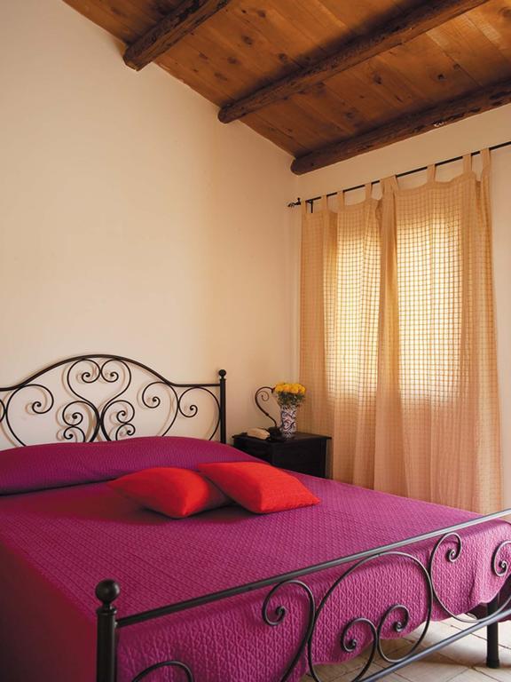 Agriturismo Sirignano Wine Resort Chambre photo